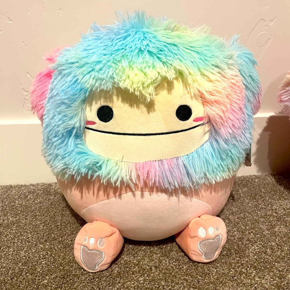 Squishmallows Diane Rainbow Bigfoot 12” BNWT